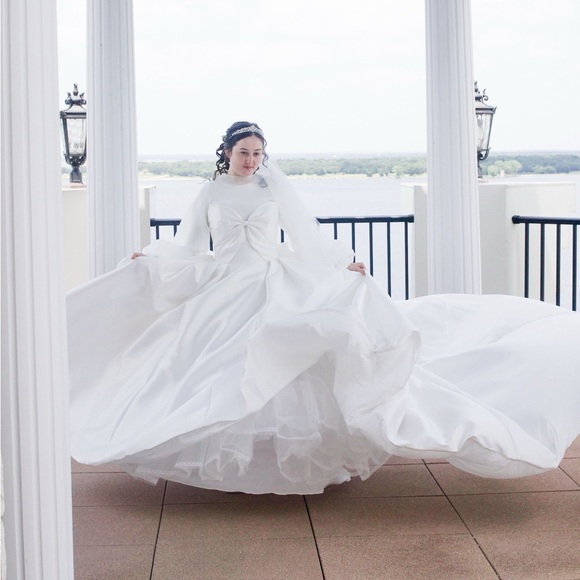 Meet your Posher, Genna - Picture 9 of 10